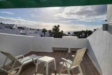 Fantastico Apartamento Con Terraza Y Vistas Al Mar Costa Teguise Zewnętrze zdjęcie